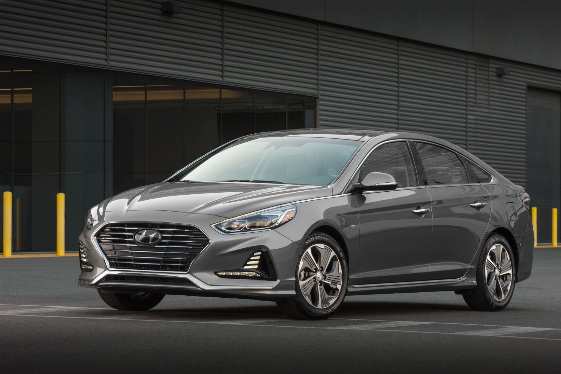 Ratings 2022 Hyundai Sonata Hybrid