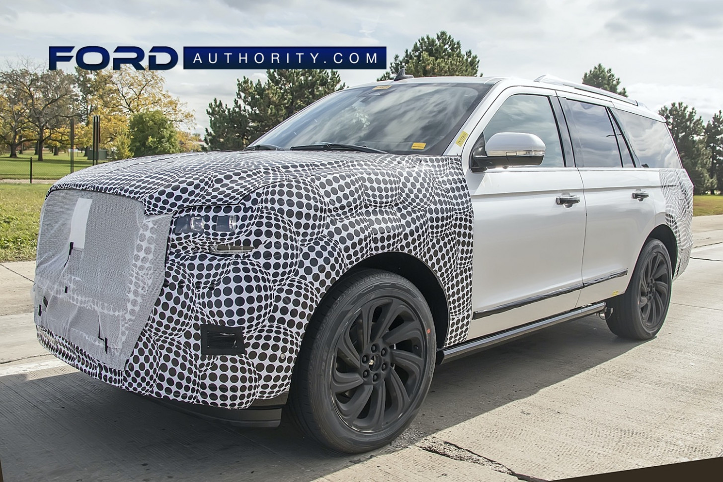 Spy Shoot Ford Lincoln Navigator 2022 Spy Shoot Ford Lincoln Navigator 2022