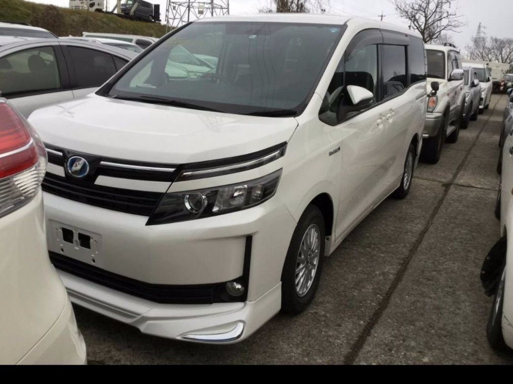 Interior Toyota Voxy 2022