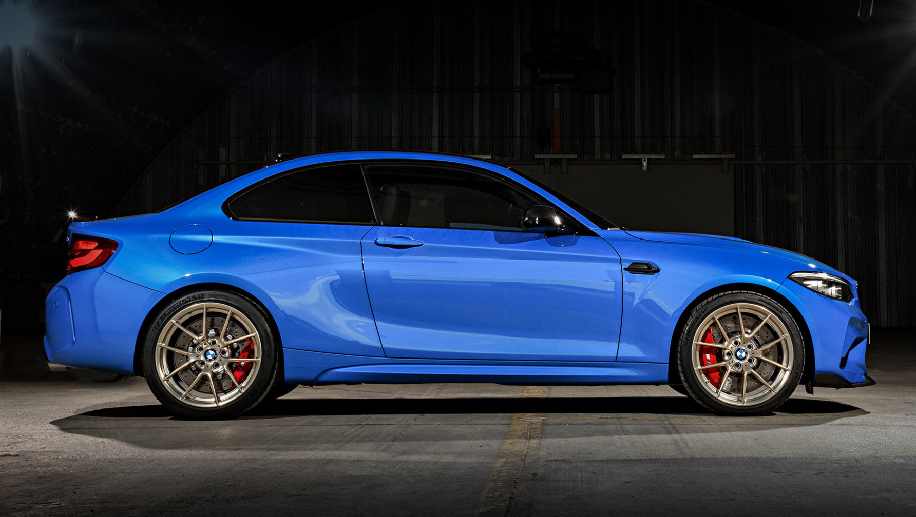 Overview 2022 Bmw M2