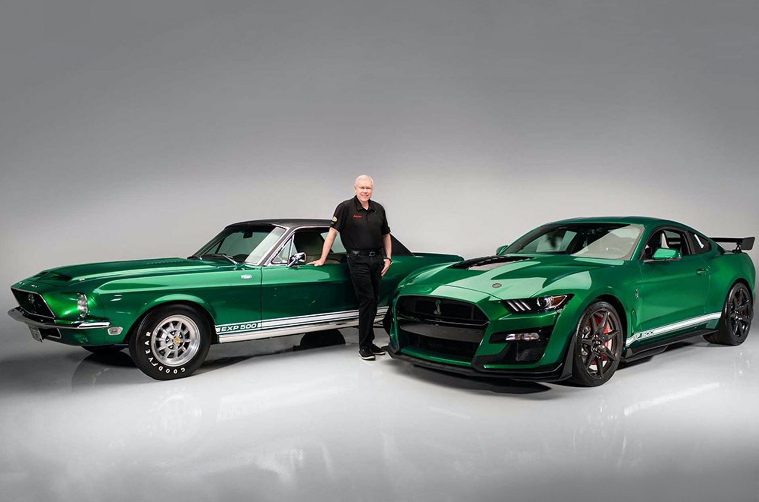 Photos 2022 Mustang Gt500 Vs Dodge Demon