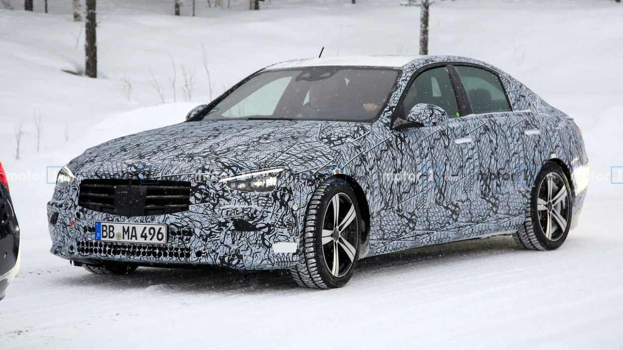 Pictures 2022 Mercedes C Class