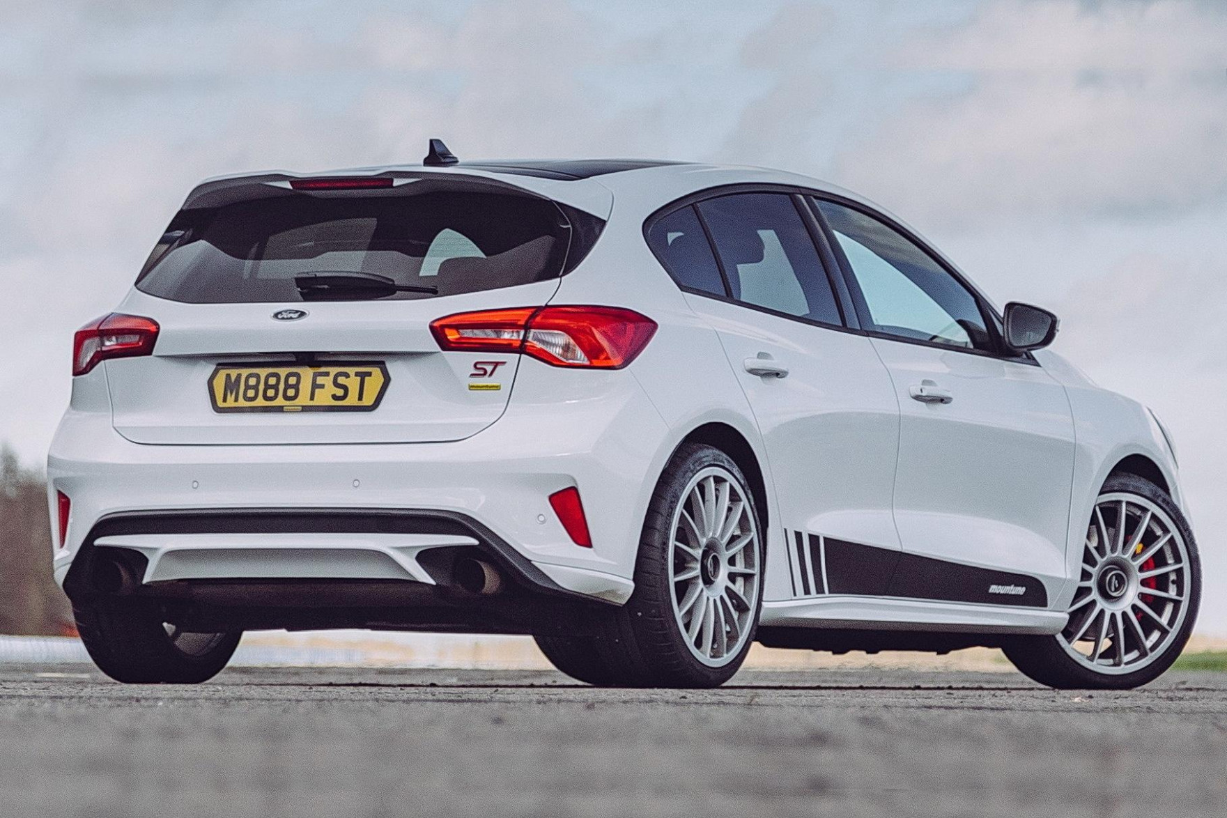 Price 2022 Ford Focus Rs St