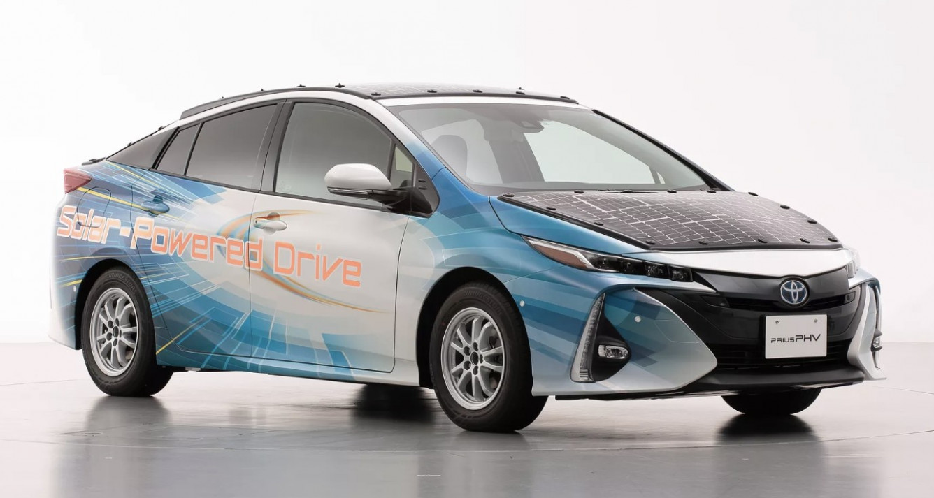 First Drive 2022 Toyota PriusPictures First Drive 2022 Toyota PriusPictures