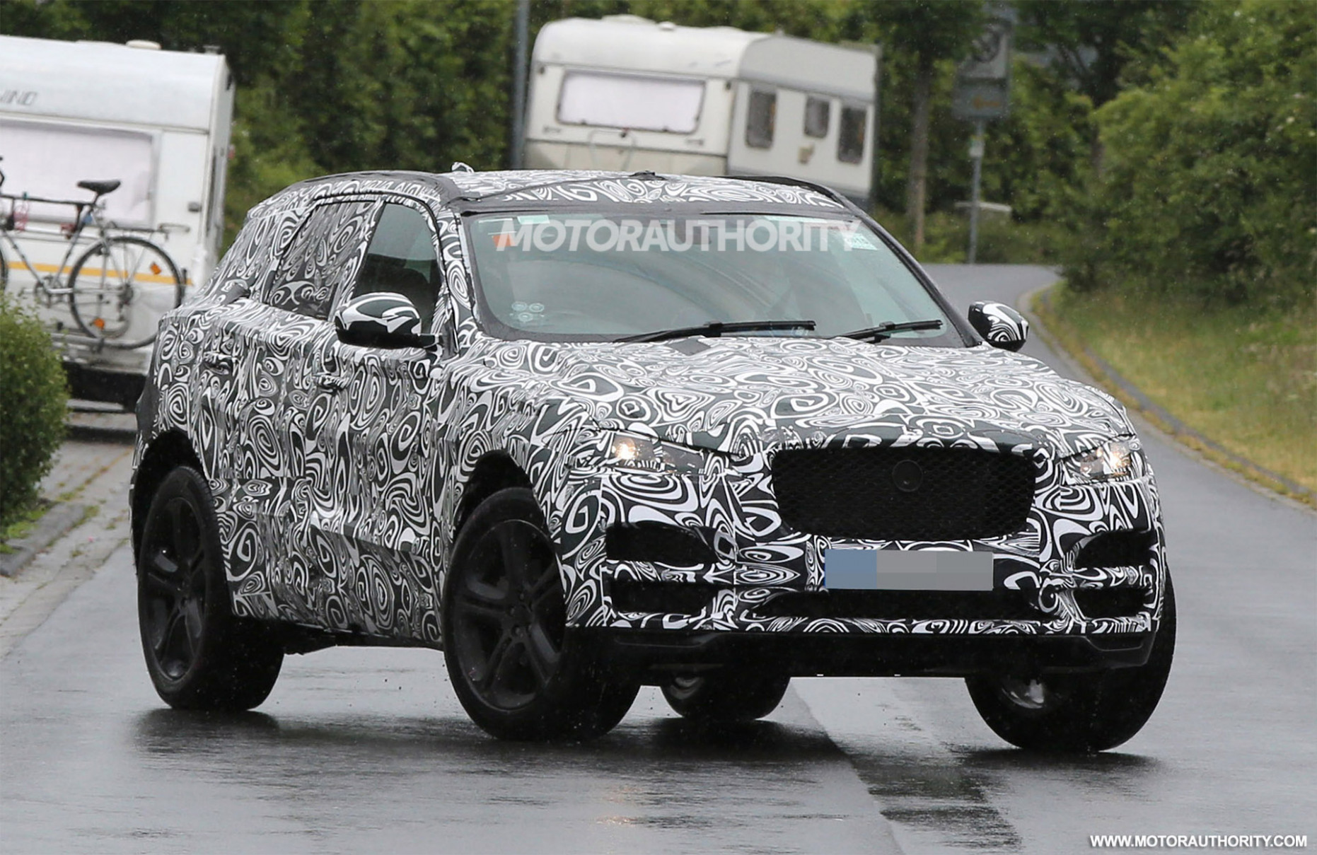 Model 2022 Jaguar Xq Crossover