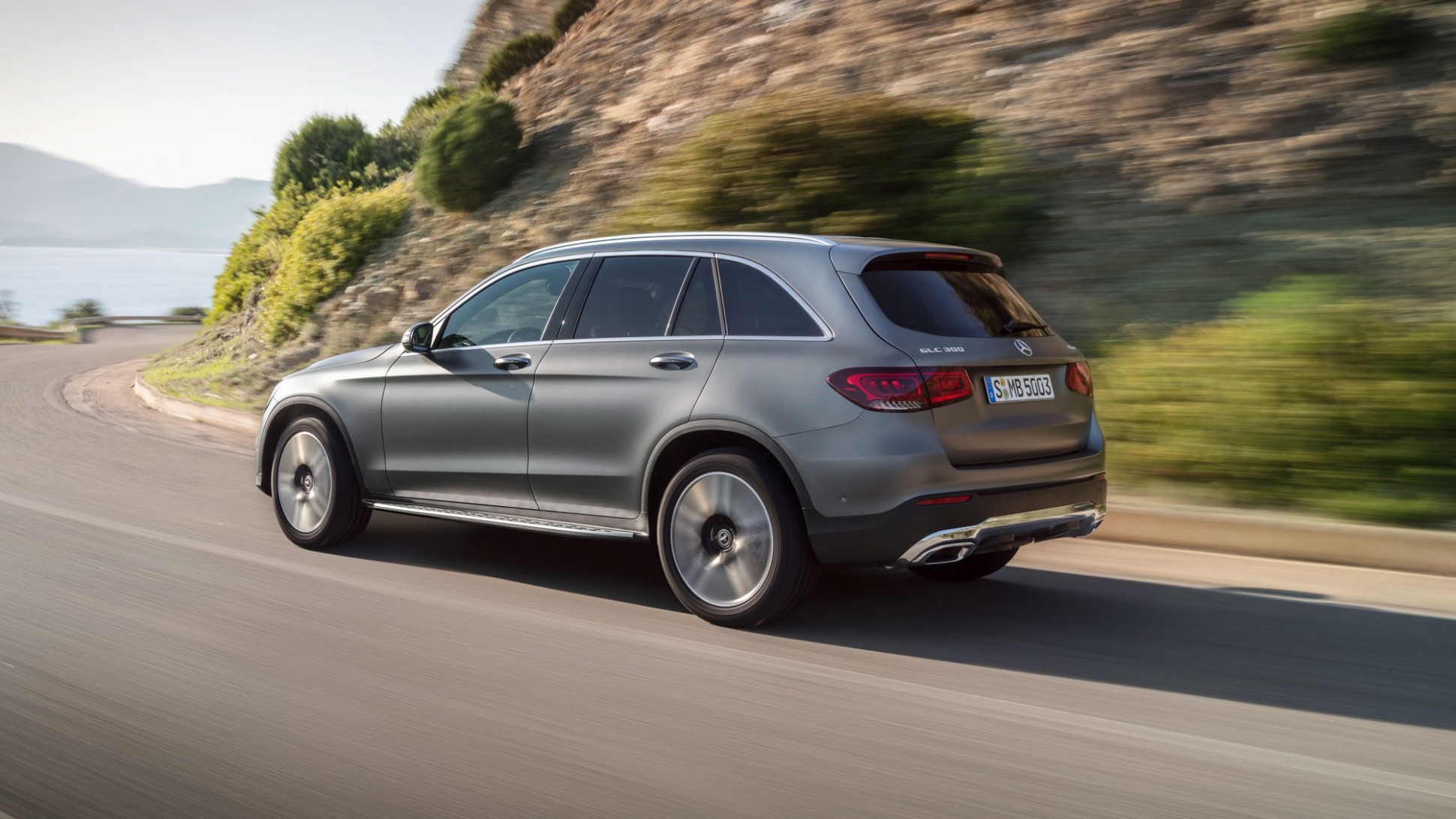 Research New Mercedes Glc