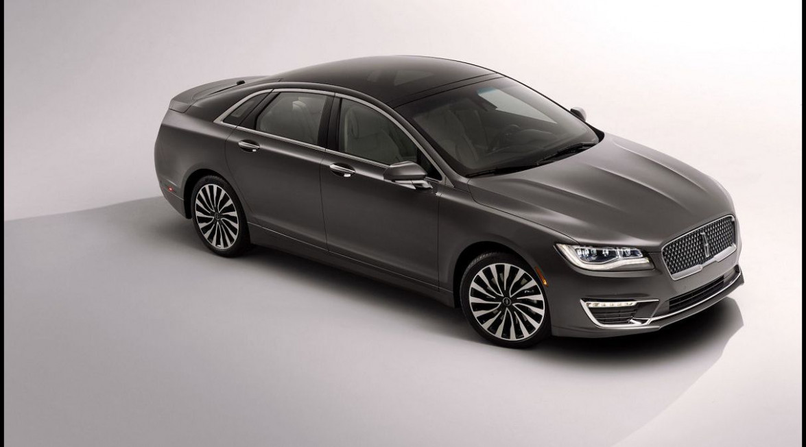 Performance and New Engine 2022 Lincoln MKZ