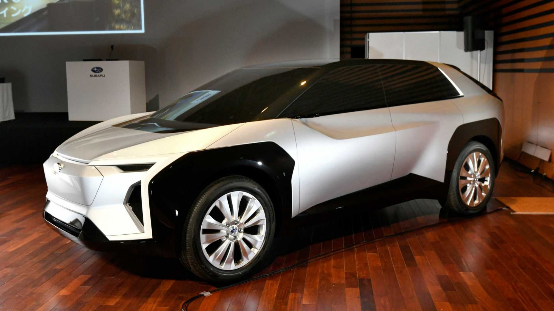 Research New 2022 Subaru Forester