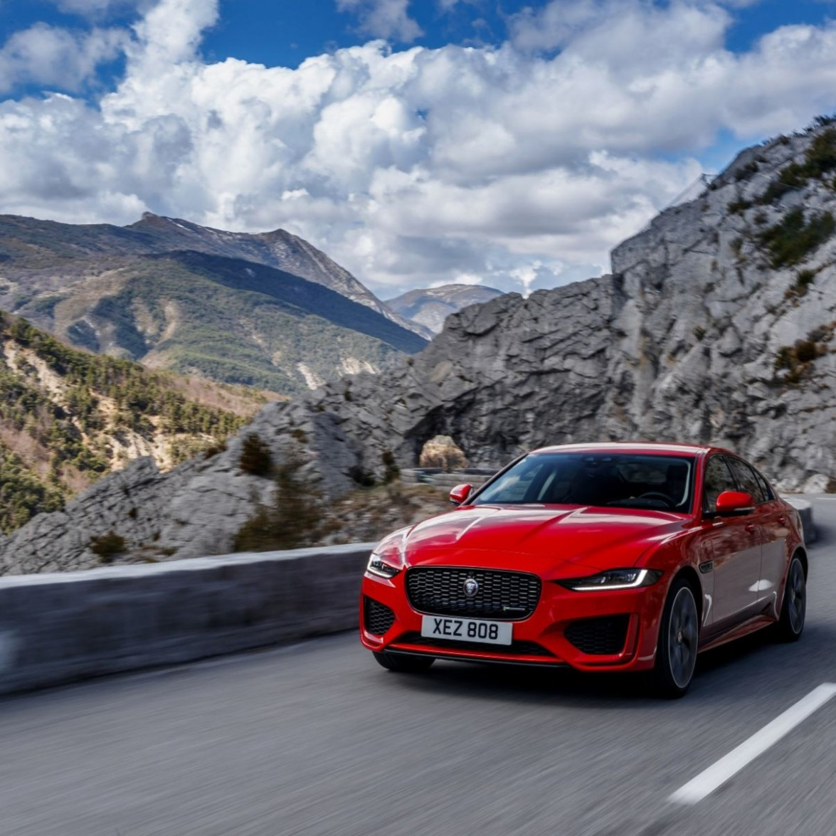 Reviews 2022 Jaguar Xe Review