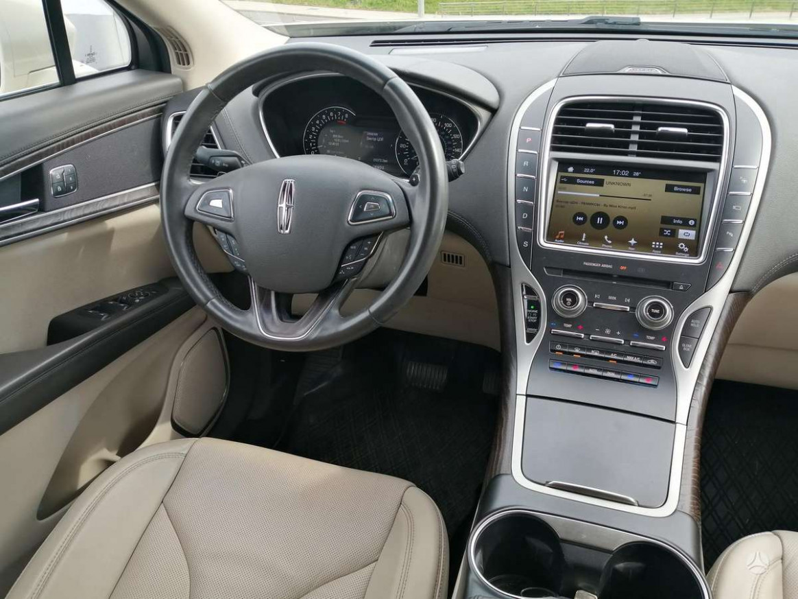 Release 2022 Lincoln MKX