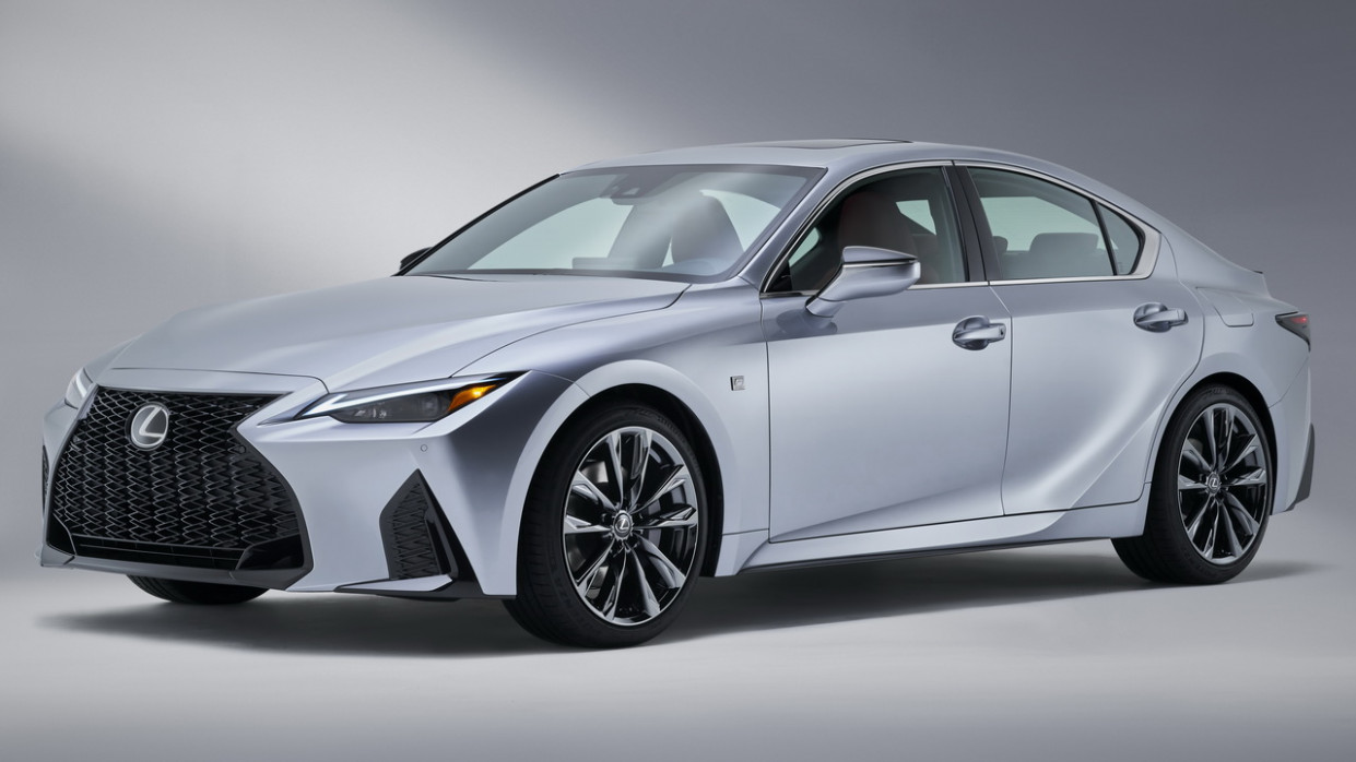 Wallpaper 2022 Lexus Is350
