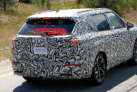 Wallpaper 2022 Mitsubishi Outlander
