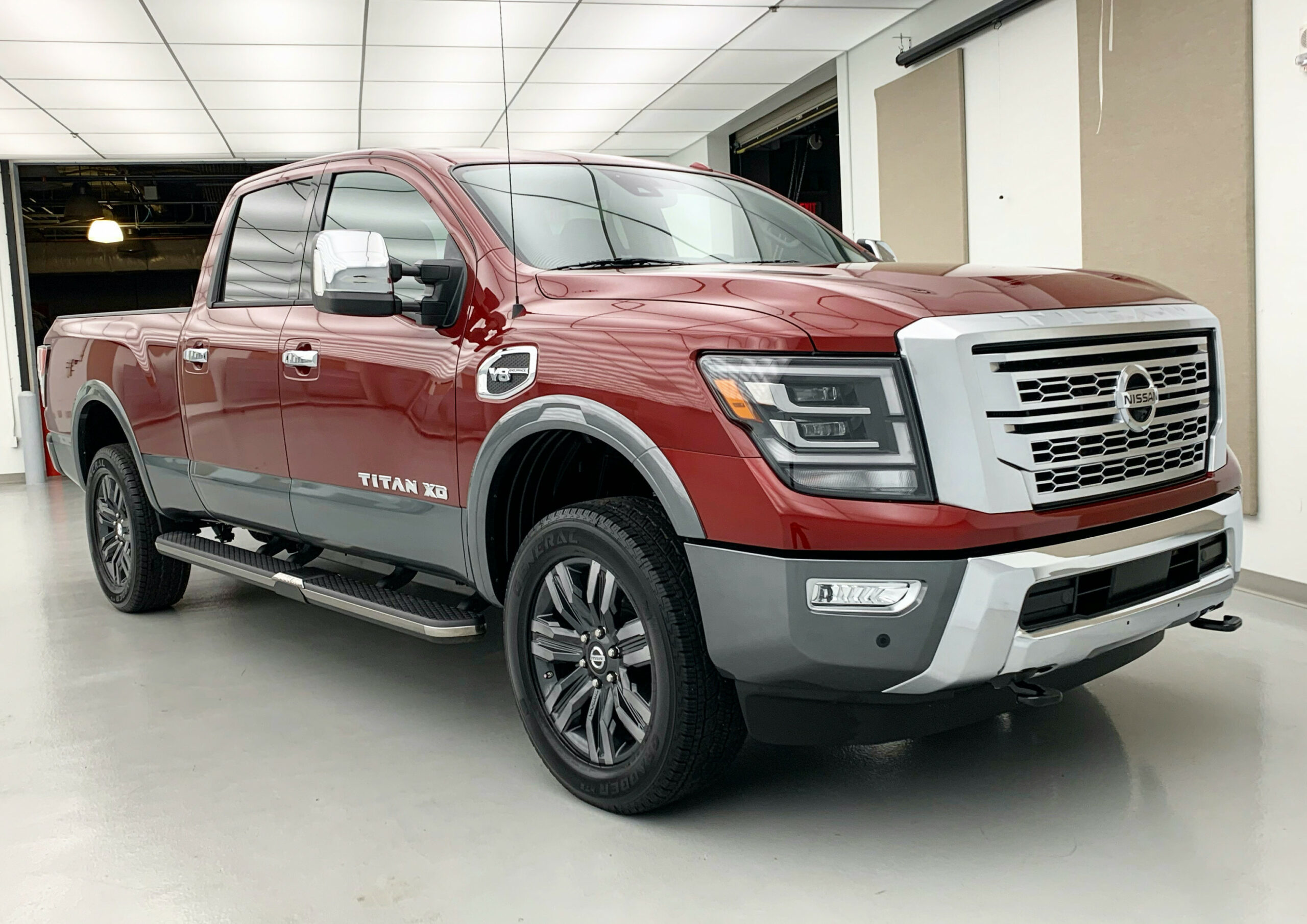 Model 2022 Nissan Titan Diesel