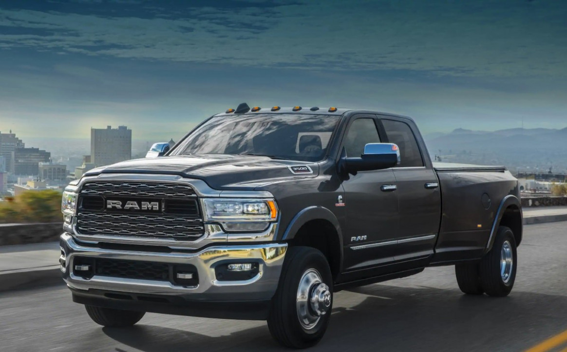 Interior 2022 Ram 3500 Diesel