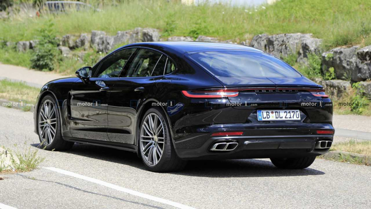Pricing 2022 Porsche Panamera