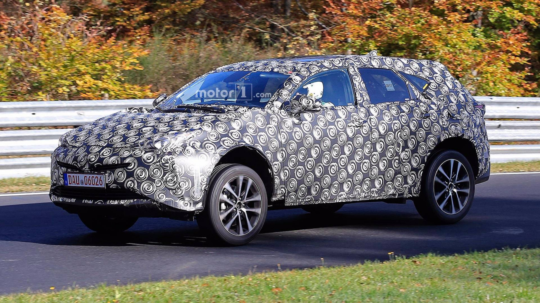Specs Spy Shots Toyota Prius Specs Spy Shots Toyota Prius