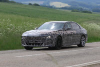 4 bmw 4 series spy shots and video: redesigned flagship sedan 2023 bmw 7 series Performance and New Engine 2023 BMW 7 Series