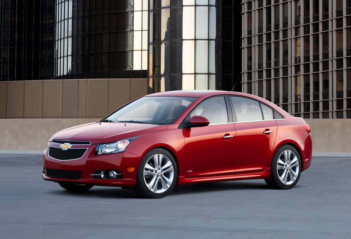 Photos 2023 Chevy Cruze