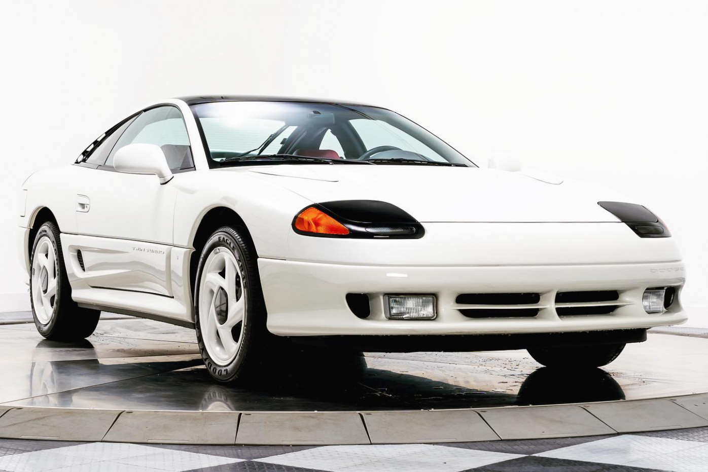 Pictures 2023 Dodge Stealth
