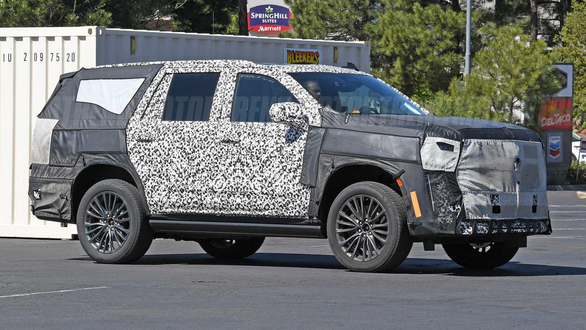 Research New 2023 Cadillac Escalade Luxury Suv