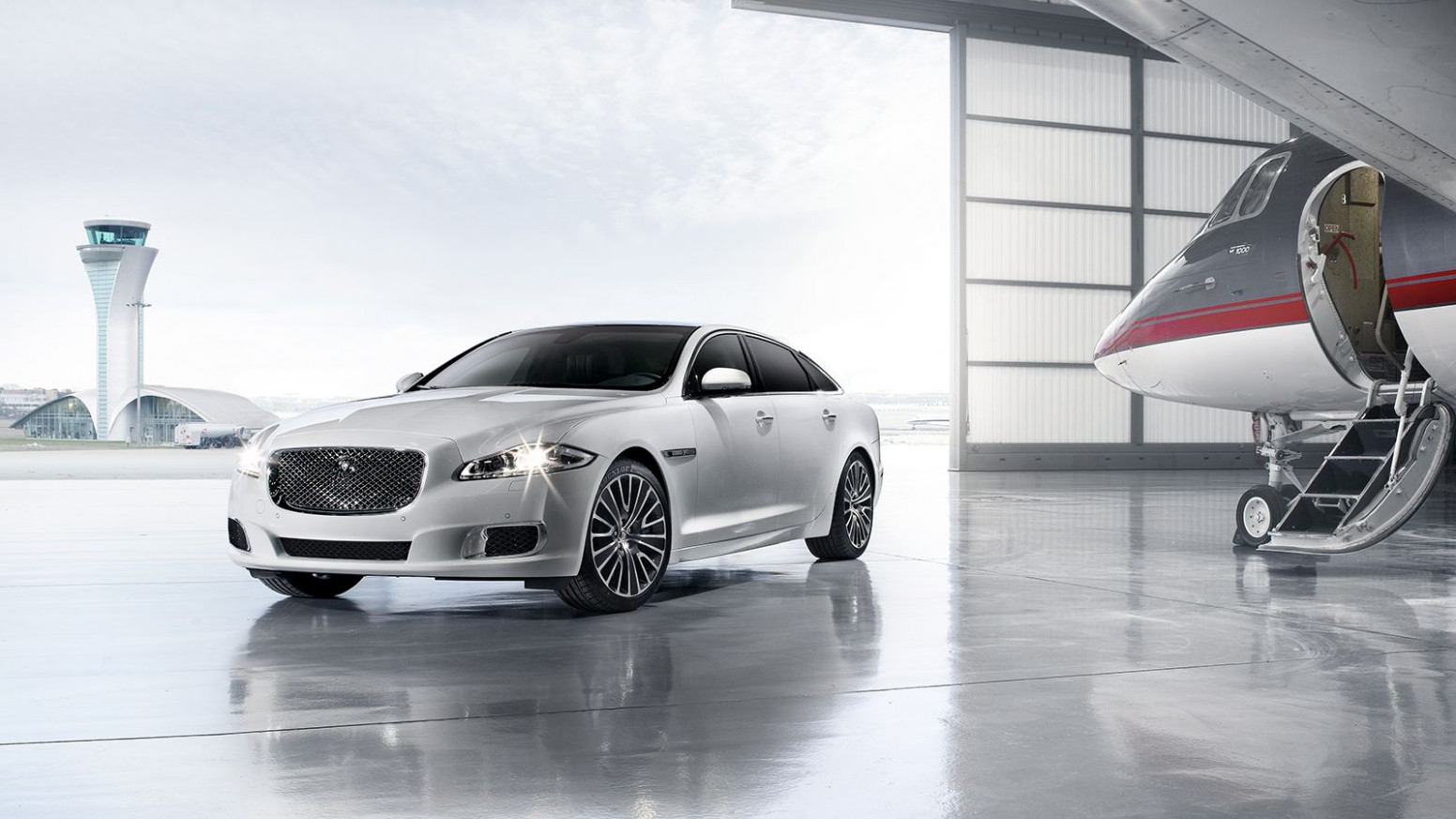 Electric Jaguar Xj Canceled At The Last Minute 2023 Jaguar Xjl Portfolio