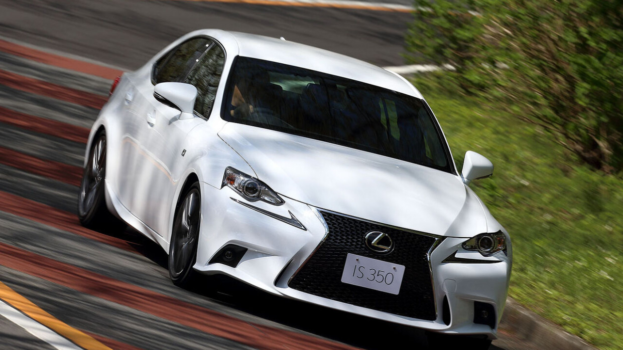 Fahrbericht Lexus Is 4h, Is 4, Is 4 F Sport: Neue Mittel Lexus Is300h 2023