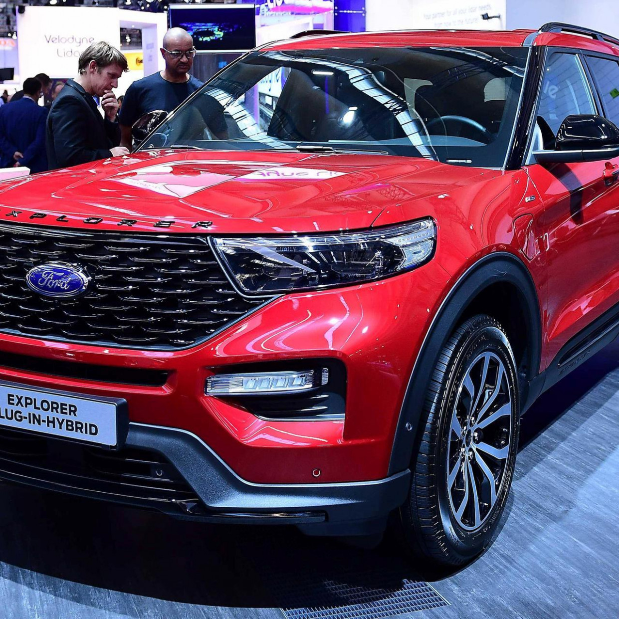 Ford Ruft Suv Zurück: Steuerungsprobleme 2023 Ford Explorer Job 1