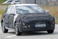 hyundai elantra gt facelift phev caught in spy photos 2023 hyundai elantra gt Concept and Review 2023 Hyundai Elantra Gt
