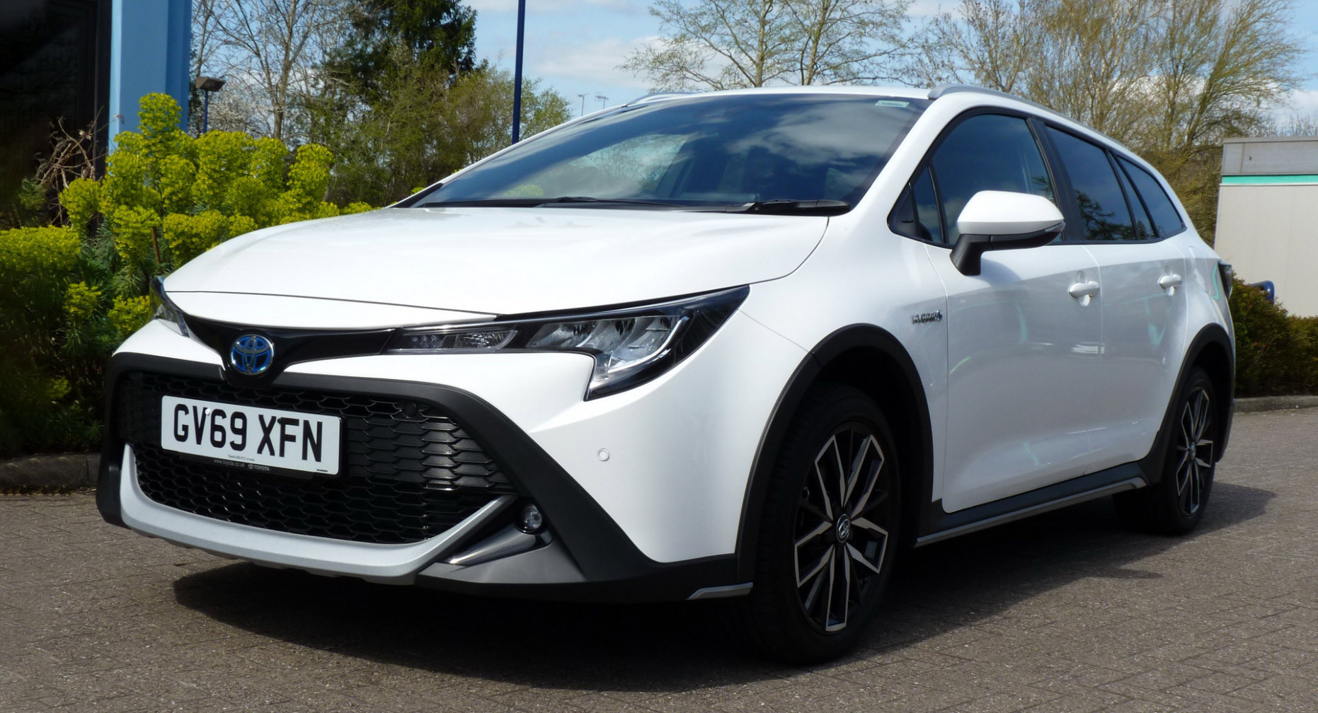 Research New Toyota Wagon 2023