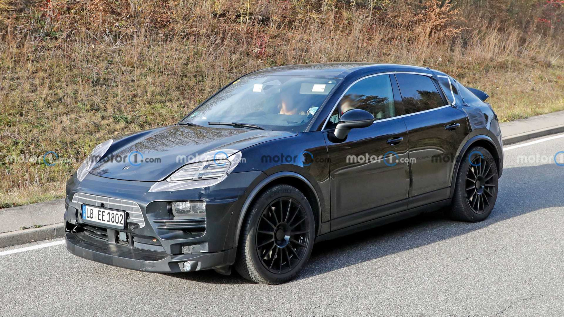 Spy Shoot 2023 porsche macan review Spy Shoot 2023 porsche macan review