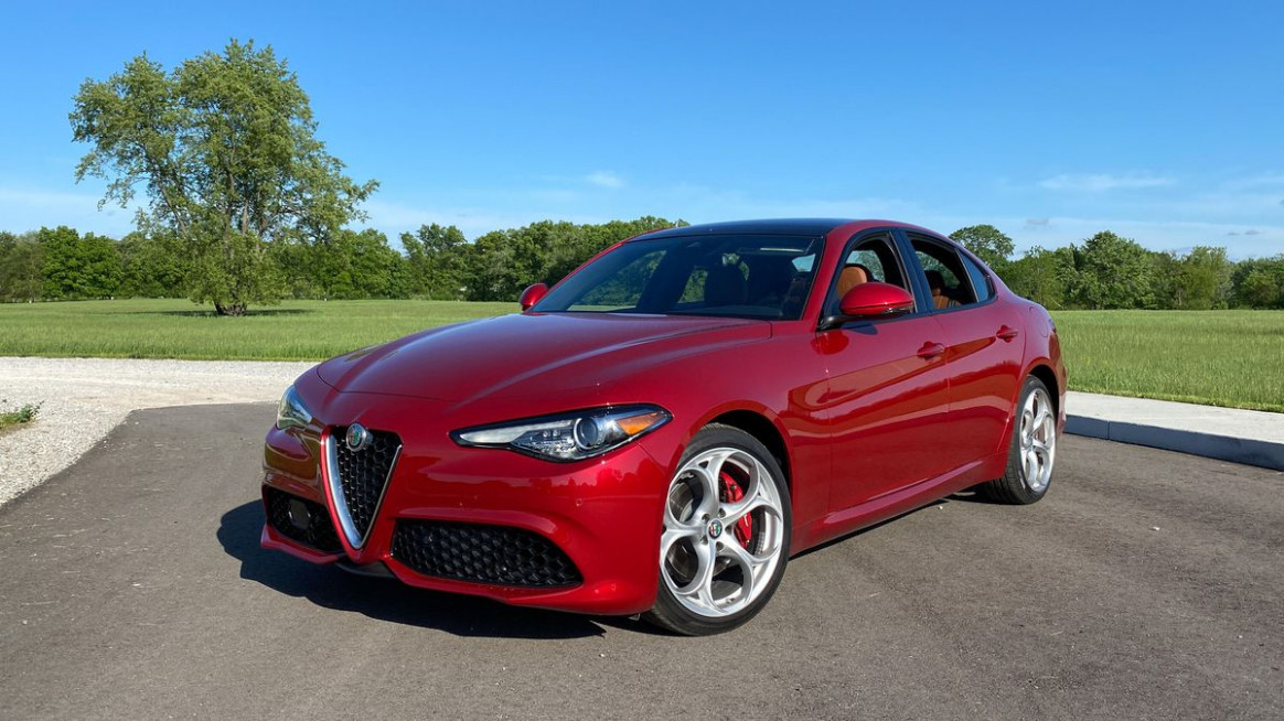 Pricing alfa romeo giulia awd
