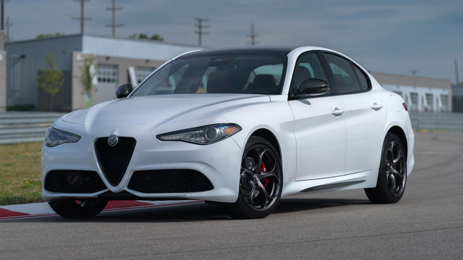 5 Alfa Romeo Giulia Ti Awd: Different Drummer Alfa Romeo Giulia Awd