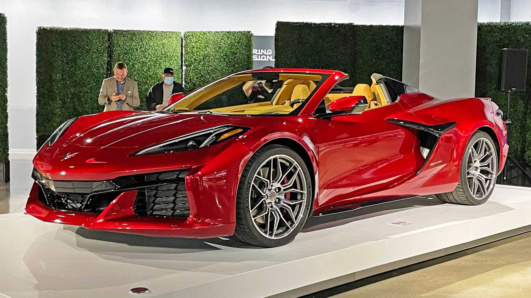 Spesification precio del corvette 2023