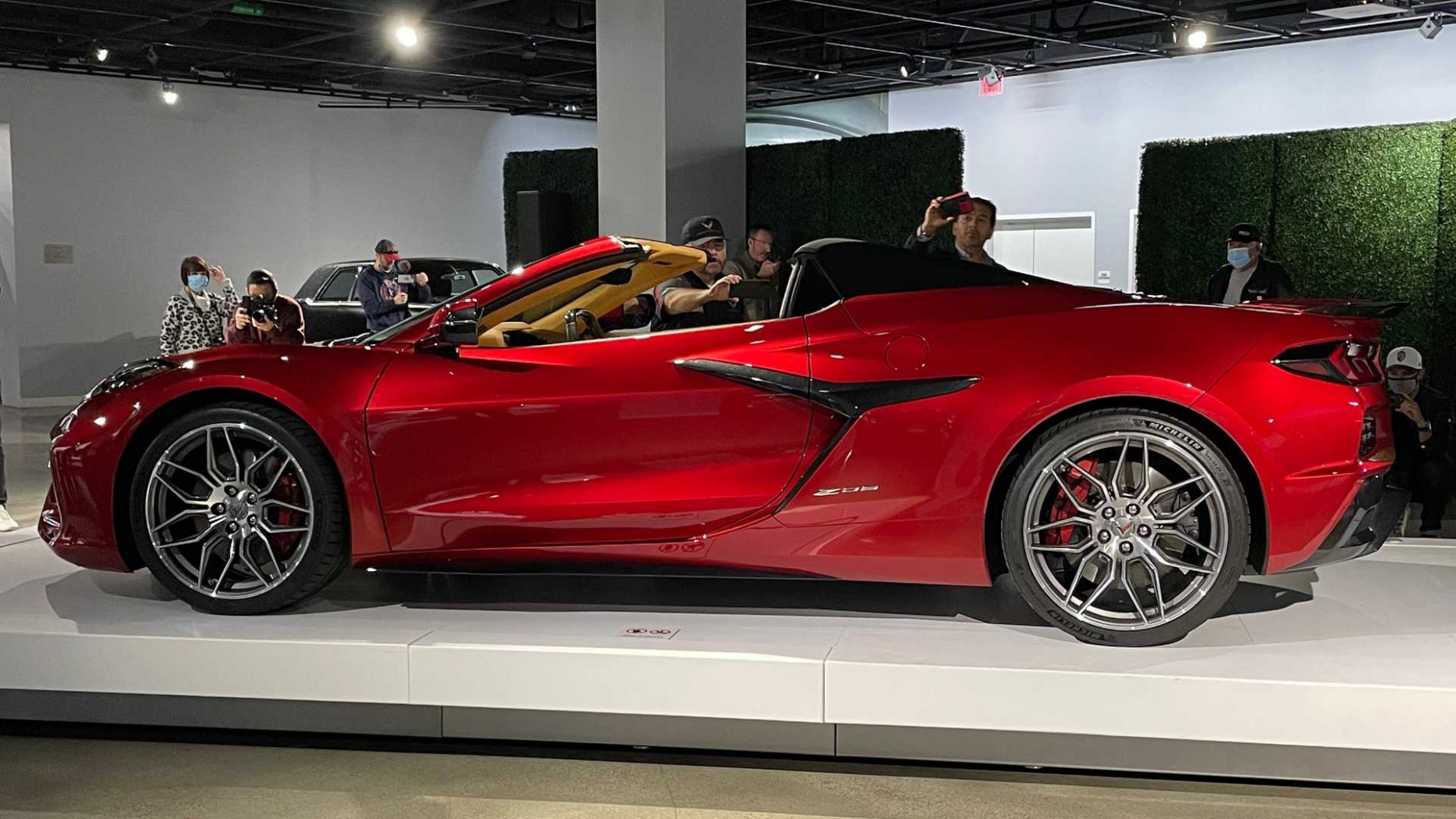 Performance and New Engine precio del corvette 2023