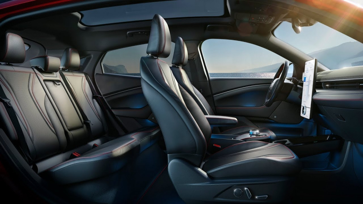Wallpaper mach e mustang interior