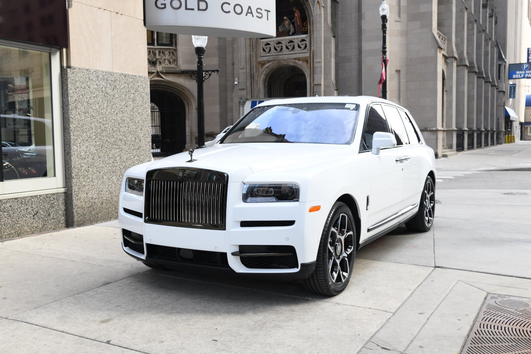Ratings rolls royce cullinan black badge for sale