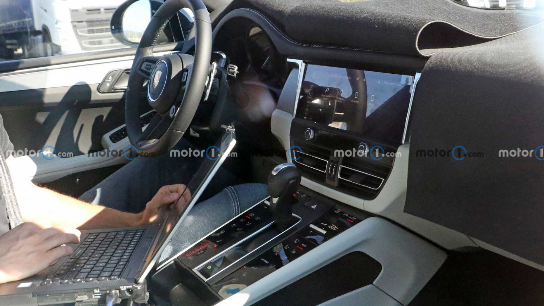 Release porsche macan 2022 interior Release porsche macan 2022 interior