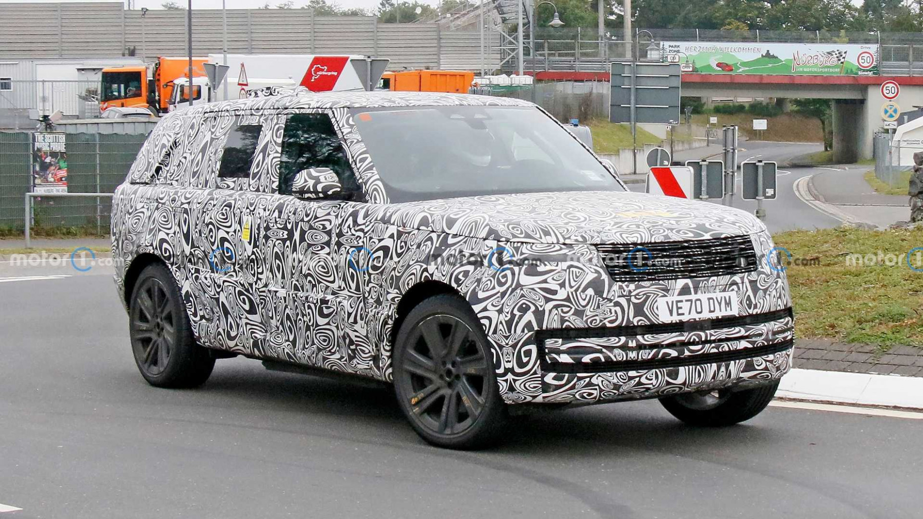 New Range Rover Spied Up Close With Slightly Less Camo 2023 Range Rover Redesign