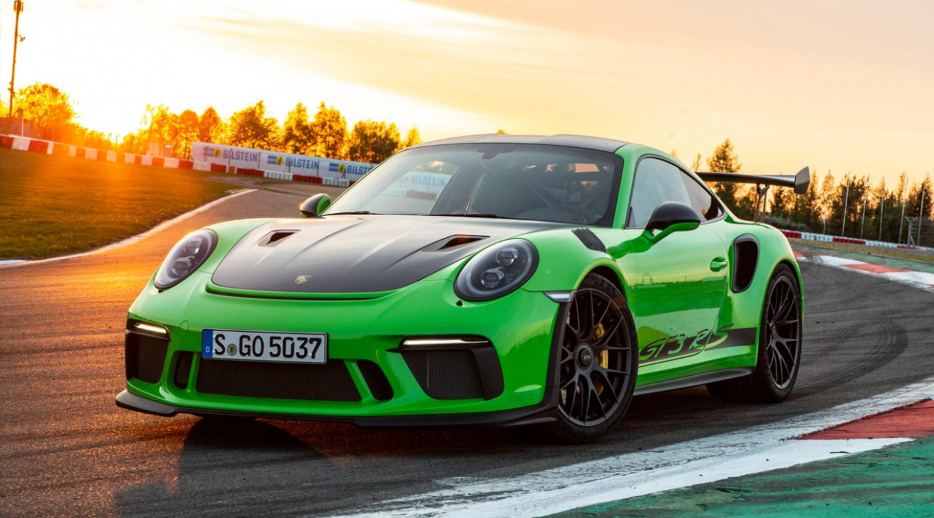 Porsche 3 Gt3 Or 3 Gt3 Rs: Why To Buy Porsche 911 Gt3 Rs Hp