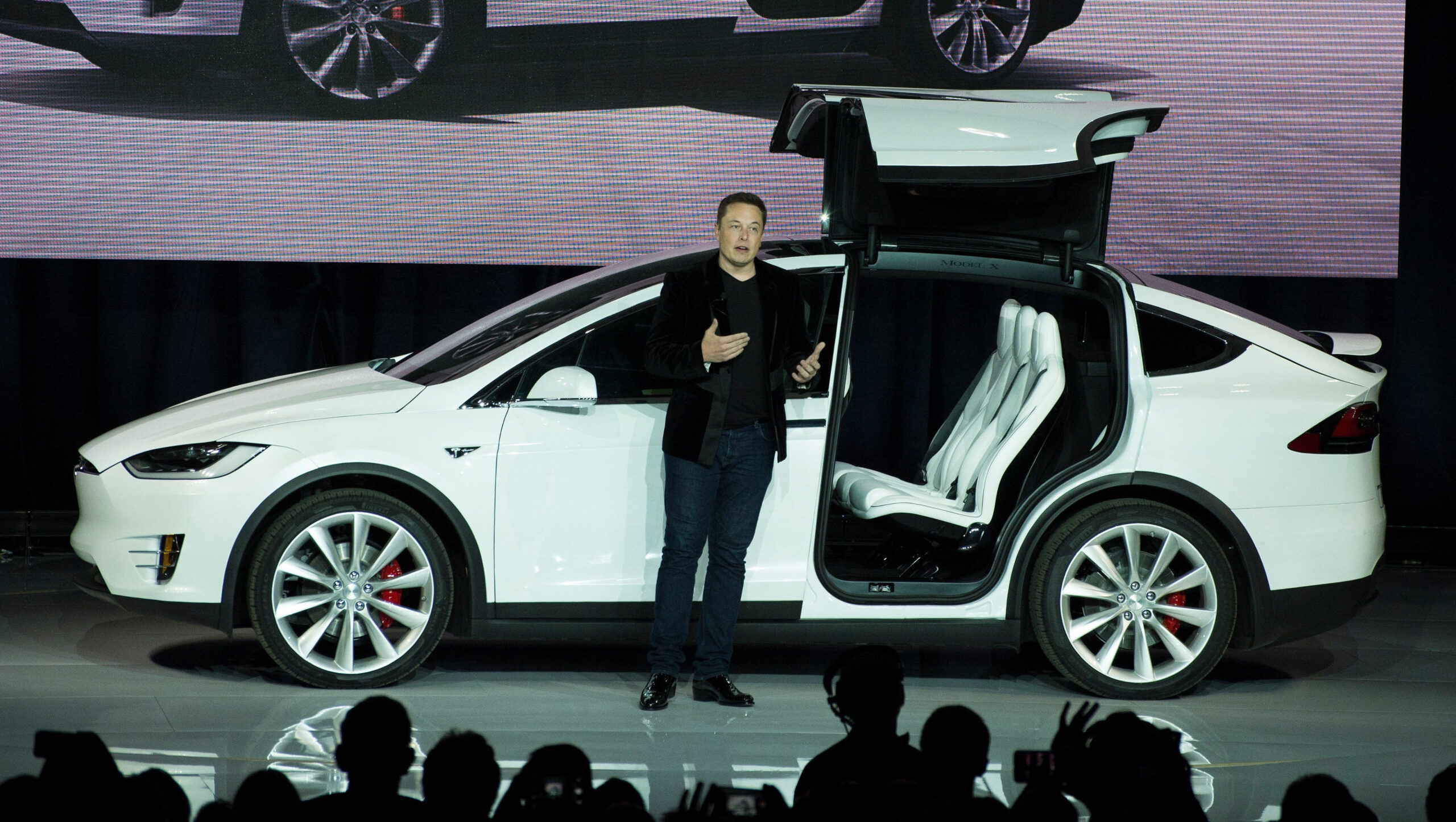Tesla Prices Novel Model X Suv At $4 Price For Tesla Model X