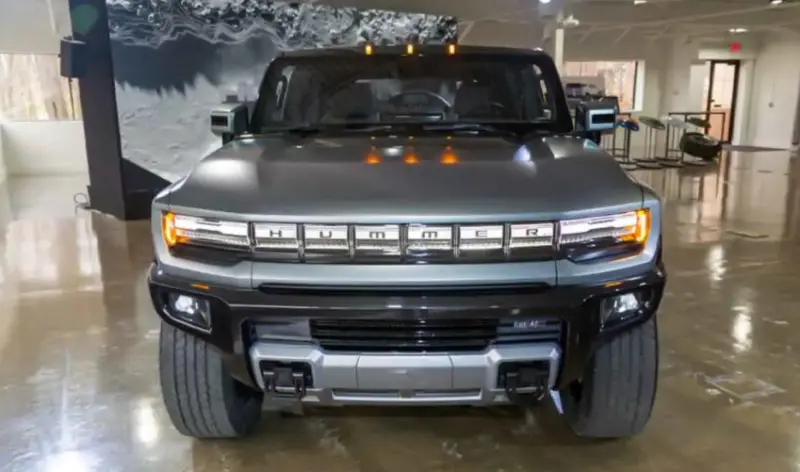 GMC Hummer EV 2025 Price, Release Date, and Redesign